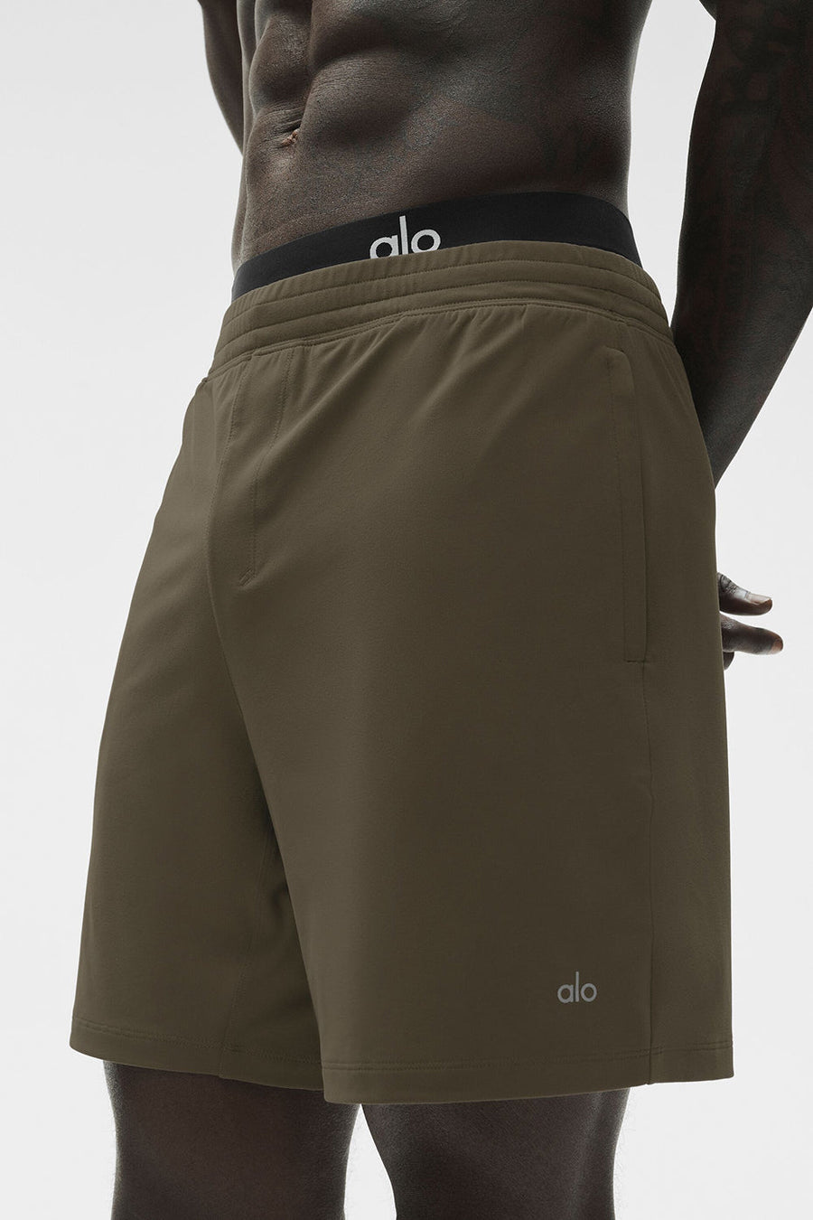 7\" Conquer React Performance Short - Olive Tree
