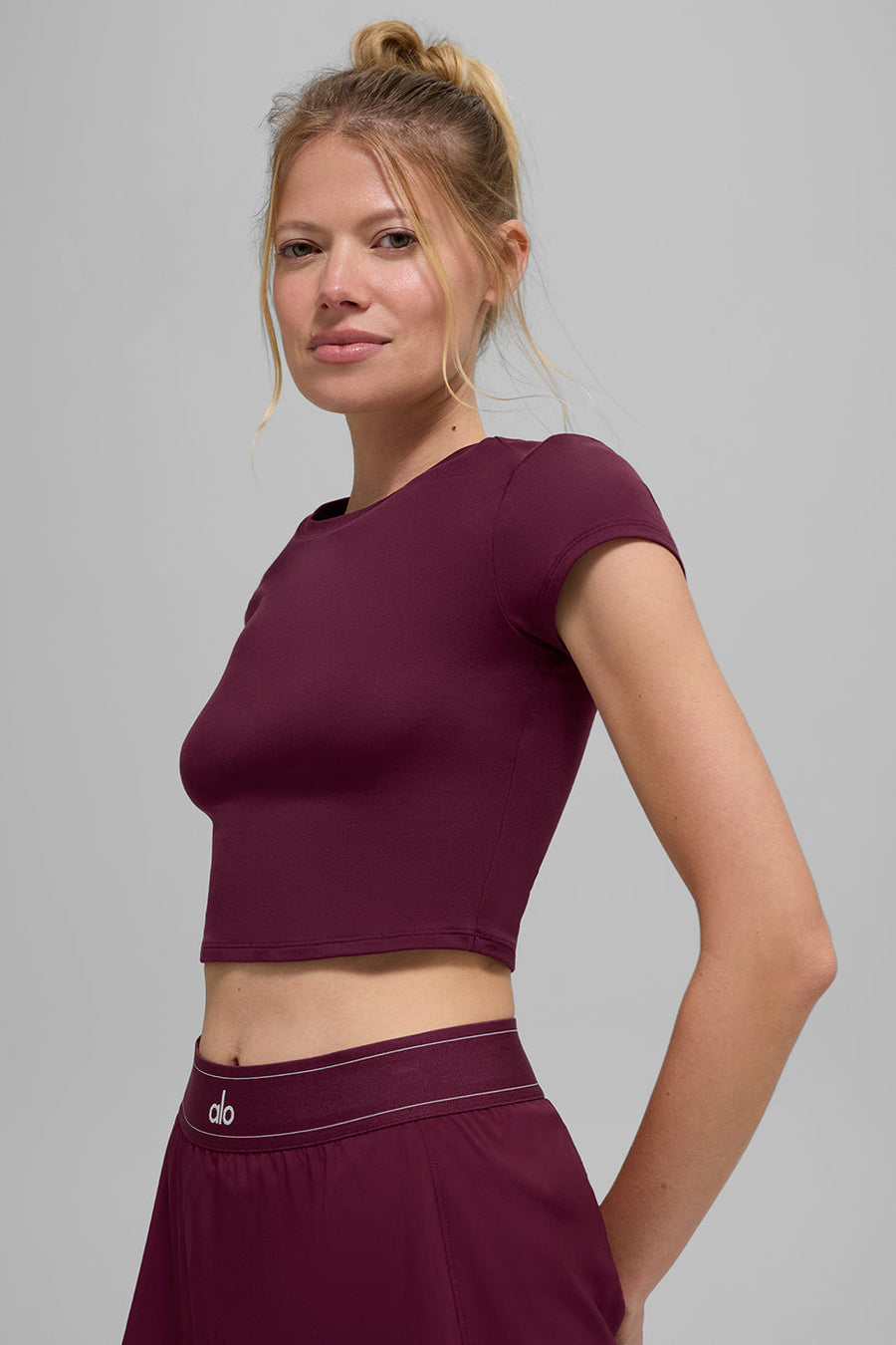 Ultrasoft Crop Finesse Short Sleeve - Burgundy