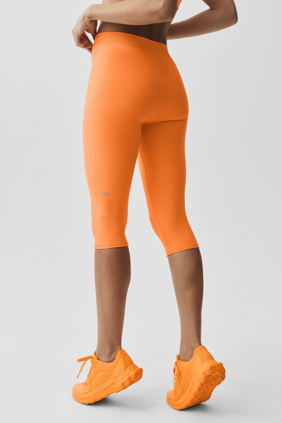 Ultrasoft High-Waist Iconic 90's Capri - Satsuma Breeze