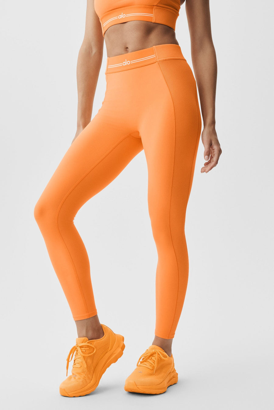 Ultrasoft High-Waist 7/8 Relay Legging - Satsuma Breeze/White