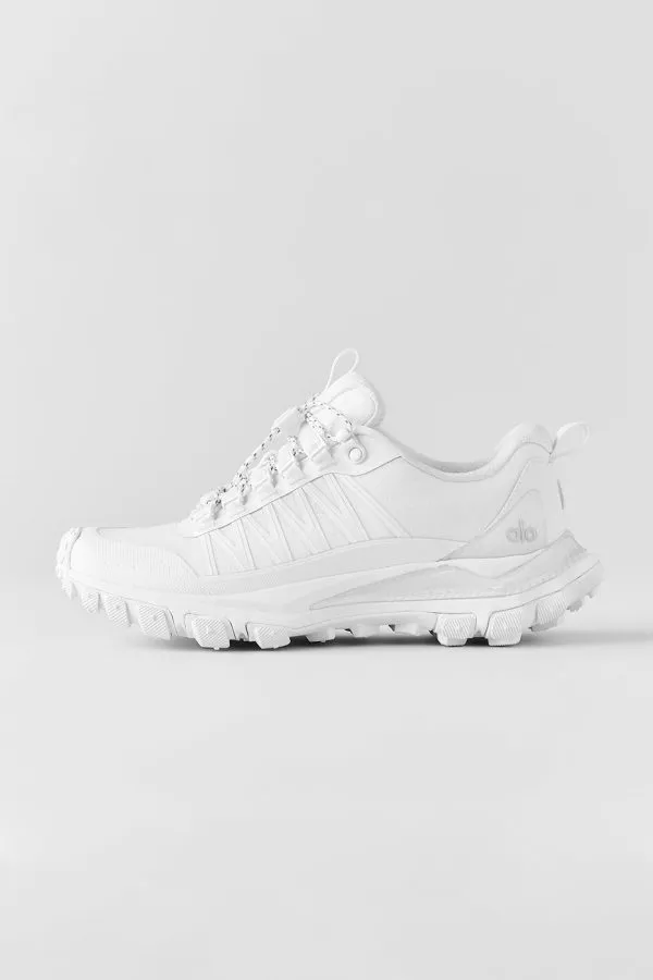 Trail - White