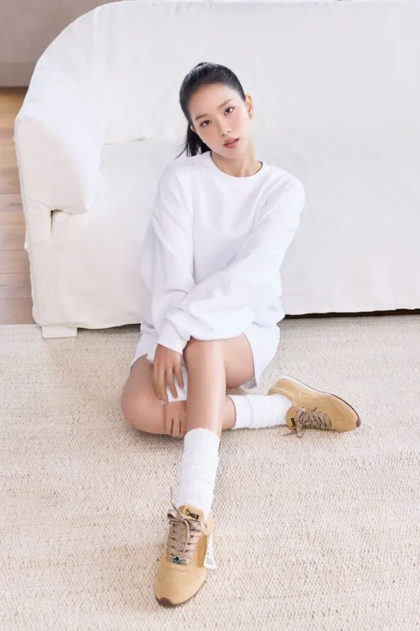 Sunset Sneaker + Jisoo - Caramel Cream