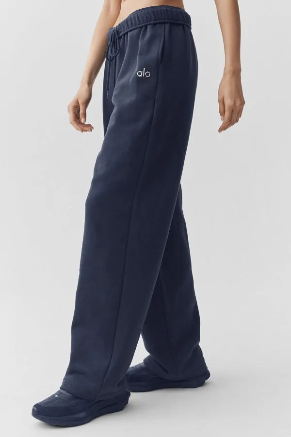 Accolade Straight Leg Sweatpant - Navy